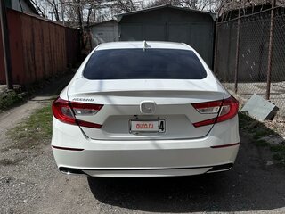 2018 Honda Accord X, белый, 2000000 рублей, вид 3