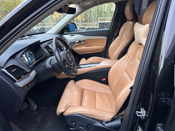 2016 Volvo XC90 II, чёрный, 4700000 рублей - вид 9