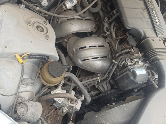 2001 Toyota Mark II IX (X110), серый - вид 19