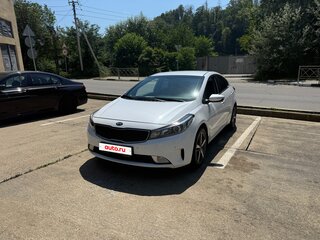 2017 Kia Cerato III Рестайлинг (Classic), белый, 1380000 рублей, вид 1