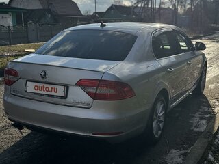 2014 Skoda Superb II Рестайлинг, серебристый, 1350000 рублей, вид 3