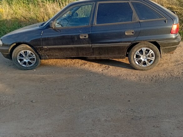 1994 Opel Astra F, чёрный, 249999 рублей - вид 3