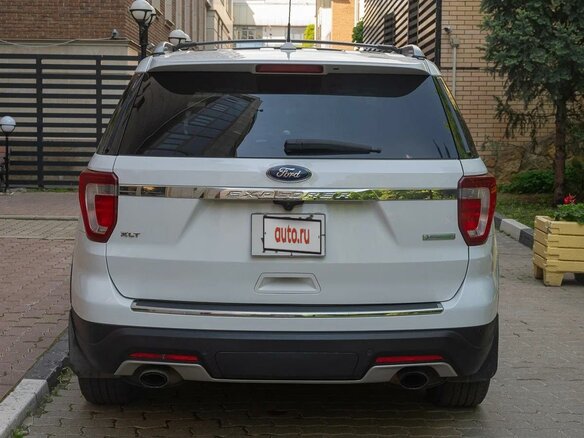 2018 Ford Explorer V Рестайлинг 2, белый, 2001000 рублей - вид 12