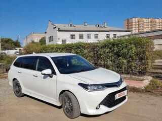 2017 Toyota Corolla Fielder XI (E160, E170) Рестайлинг 2, белый, 1600000 рублей, вид 1