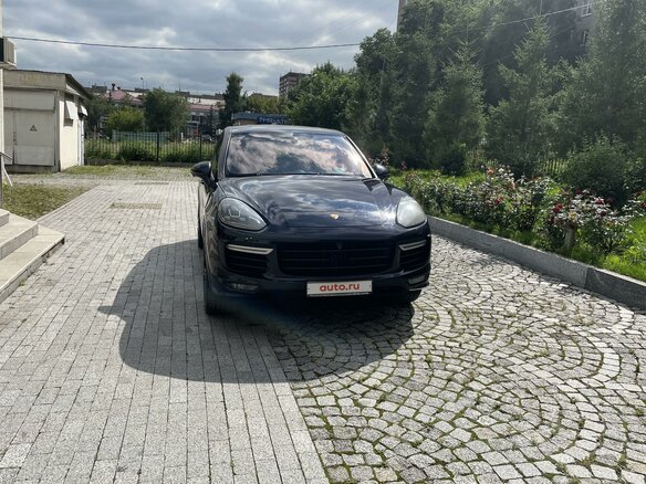 2015 Porsche Cayenne Turbo II Рестайлинг (958), синий, 5000000 рублей - вид 6