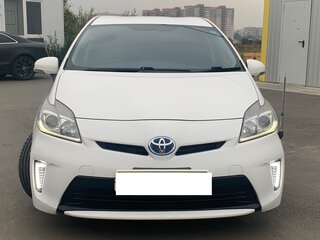 2012 Toyota Prius III Рестайлинг (XW30), белый, 1450000 рублей, вид 2