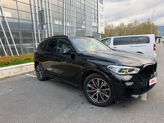 2021 BMW X5 40i IV (G05/G18), чёрный, 6550000 рублей, вид 1