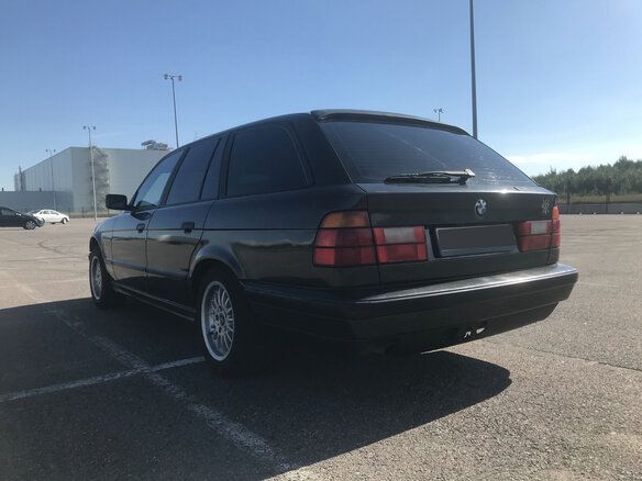1994 BMW 5 серии 520i III (E34), чёрный - вид 8