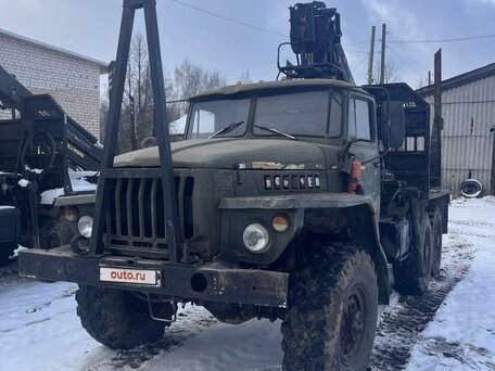 1989 Урал 4320, зелёный, 2500000 рублей, вид 5