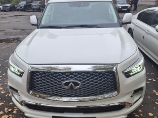 2018 Infiniti QX80 I Рестайлинг 2, белый, 5700000 рублей, вид 2