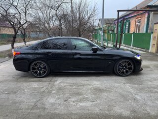 2019 BMW 5 серии 520d VII (G30/G31/G38), чёрный, 3150000 рублей, вид 4