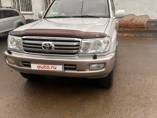 2006 Toyota Land Cruiser 100 Series Рестайлинг 2, серебристый, 2800000 рублей, вид 1