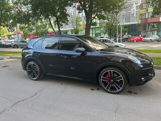 2021 Porsche Cayenne GTS III, чёрный, 11800000 рублей, вид 4