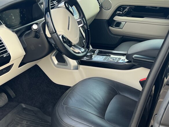 2020 Land Rover Range Rover Long IV Рестайлинг, чёрный, 8500000 рублей - вид 10