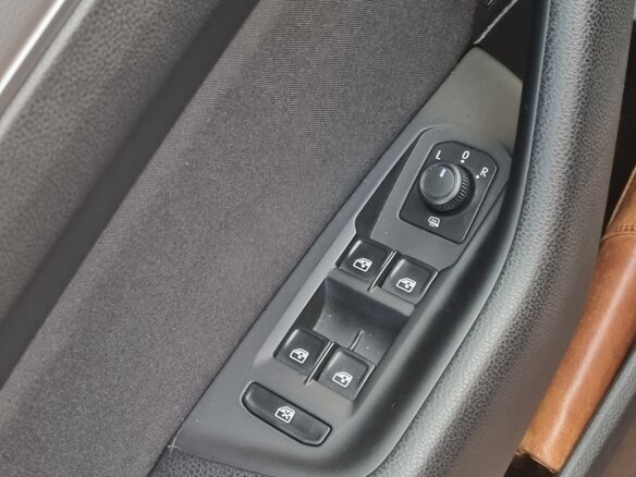2017 Volkswagen Passat B8, серый, 1390000 рублей - вид 13