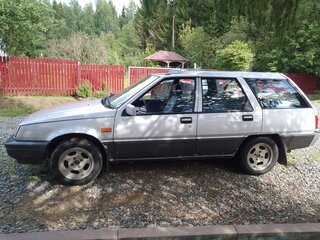 1990 Mitsubishi Lancer IV, серебристый, 165000 рублей, вид 1