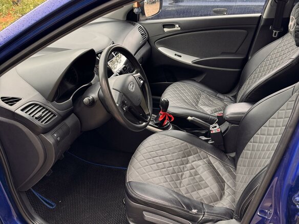 2012 Hyundai Solaris I, синий, 680000 рублей - вид 6