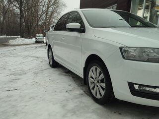 2019 Skoda Rapid I Рестайлинг, белый, 1250000 рублей, вид 4