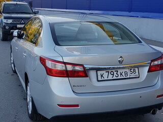 2011 Renault Latitude I, серебристый, 1300000 рублей, вид 4