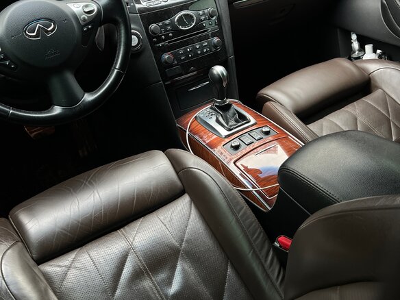 2011 Infiniti FX37 II (S51), коричневый, 2500000 рублей - вид 9