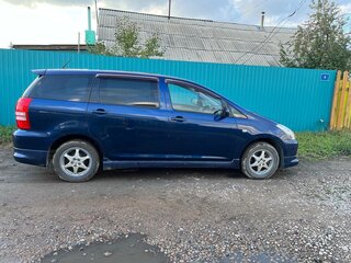 2004 Toyota Wish I, синий, 850000 рублей, вид 2