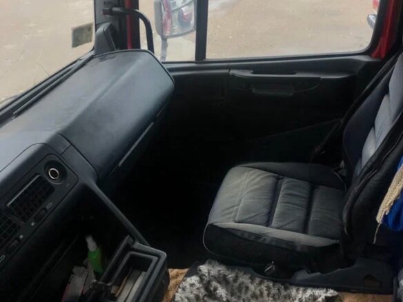 2000 DAF CF-series, красный, 500000 рублей - вид 6