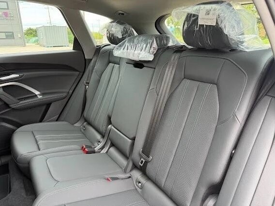 2025 Audi Q5 45 TFSI III (GU), чёрный, 8250000 рублей - вид 13