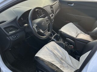 2021 Hyundai Solaris II Рестайлинг, белый, 1550000 рублей, вид 5