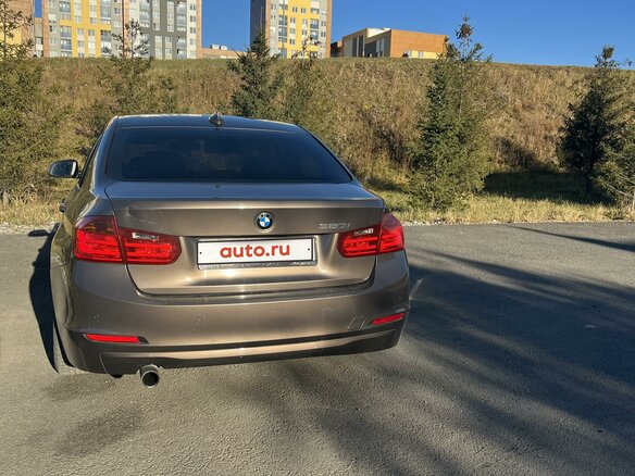 2013 BMW 3 серии 320i VI (F3x), коричневый, 1900000 рублей - вид 5