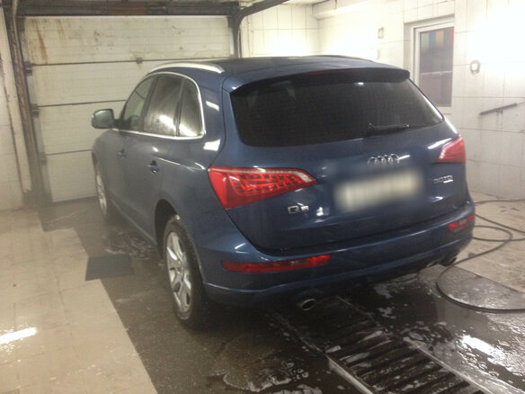 2010 Audi Q5 I (8R), синий - вид 1