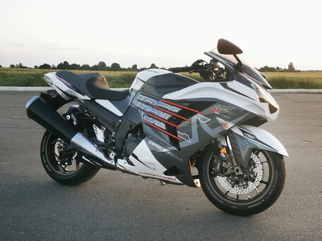 2006 Kawasaki ZX1400C, белый, 806596 рублей, вид 5