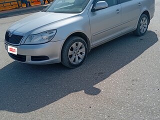 2012 Skoda Octavia II (A5) Рестайлинг, серебристый, 530000 рублей, вид 1