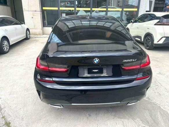 2022 BMW 3 серии Long 320Li VII (G2x) Рестайлинг, чёрный, 3250000 рублей - вид 4