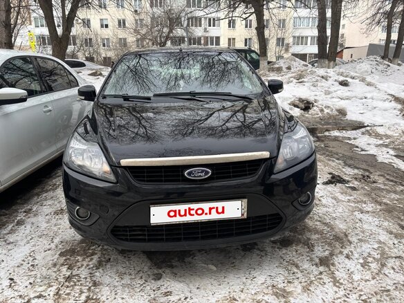 2008 Ford Focus II Рестайлинг, чёрный, 450000 рублей - вид 2