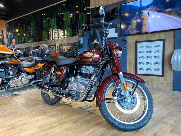 2025 Royal Enfield Bullet 350, красный, 461000 рублей - вид 6