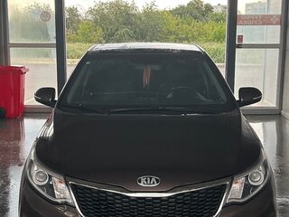 2016 Kia Rio III Рестайлинг, коричневый, 1100000 рублей, вид 4