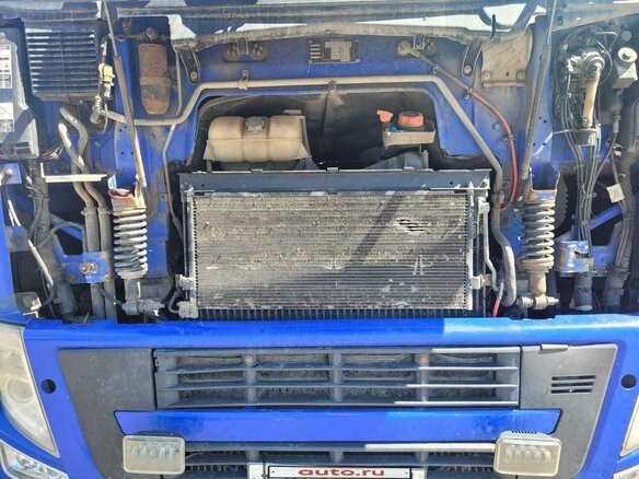2013 Volvo FH, синий, 5100000 рублей - вид 4