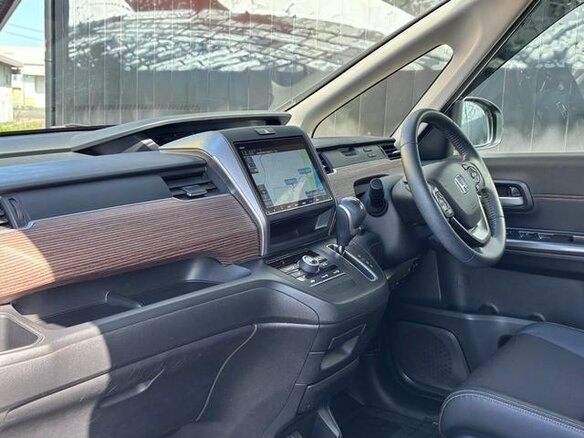 2022 Honda Freed II Рестайлинг, белый - вид 12