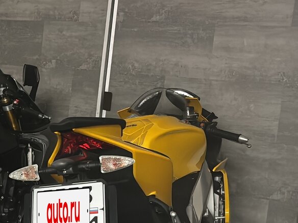 2013 Aprilia RSV4, жёлтый, 1000000 рублей - вид 9
