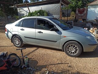 2004 Ford Focus I Рестайлинг, серебристый, 360000 рублей, вид 4