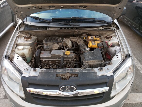 2014 Lada (ВАЗ) Granta I, серебристый, 480000 рублей - вид 6