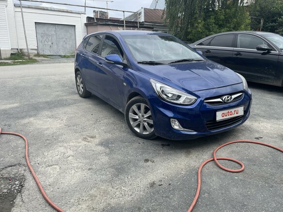 2012 Hyundai Solaris I, синий, 450000 рублей - вид 2