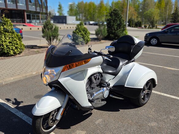 2013 Victory Vision Tour, белый, 5500000 рублей - вид 19