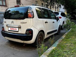 2012 Citroen C3 Picasso I Рестайлинг, белый, 700000 рублей, вид 3