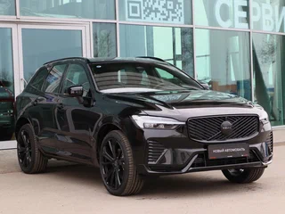 2025 Volvo XC60 II Рестайлинг 2, чёрный, 6090000 рублей, вид 3