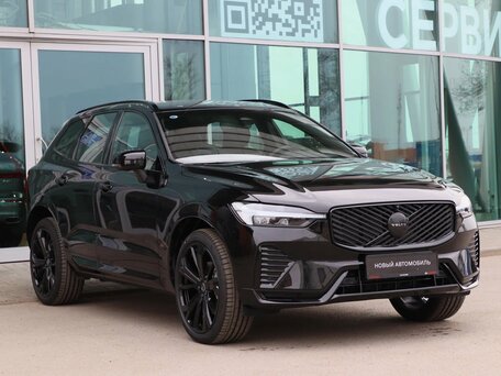 2025 Volvo XC60 II Рестайлинг 2, чёрный, 6090000 рублей, вид 3