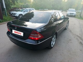 2005 Mercedes-Benz C-Класс 230 II (W203) Рестайлинг, чёрный, 810000 рублей, вид 4