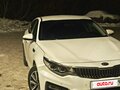 2018 Kia Optima IV Рестайлинг, белый, 1830000 рублей - вид 2