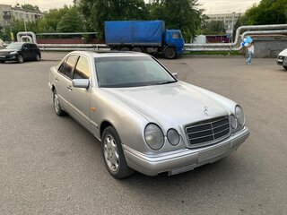 1996 Mercedes-Benz E-Класс 280 II (W210, S210), серый, 270000 рублей, вид 2