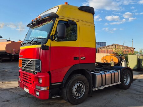 2000 Volvo FH, красный, 1300000 рублей, вид 1
